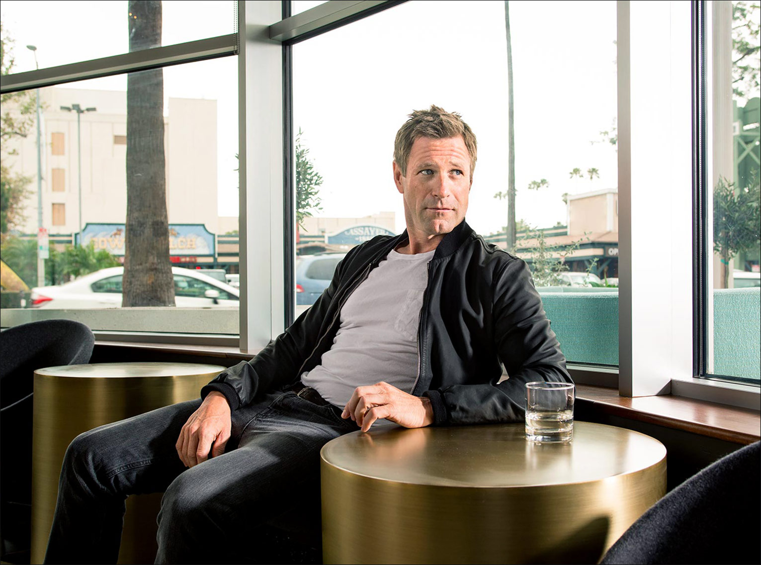 Aaron_Eckhart_WEB