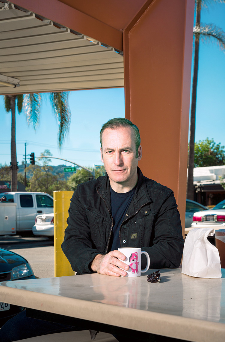 Bob_Odenkirk_outside